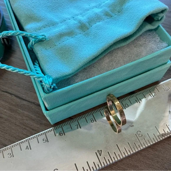 Tiffany & Co. Notes Gold Ring - Picture 6 of 6